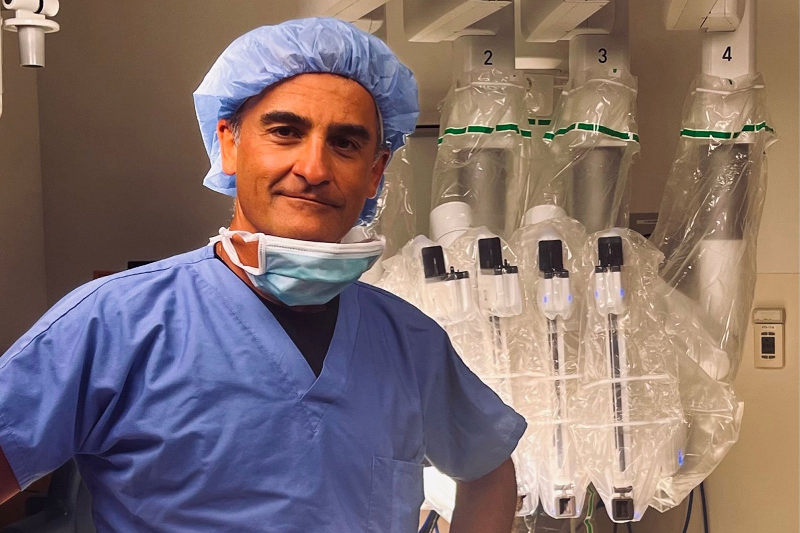 Dr. Hadi Najafian - Robotic Colorectal Surgery